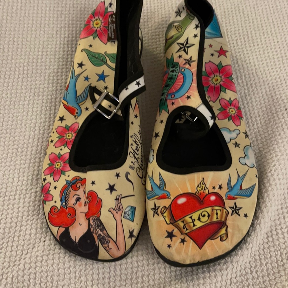 Hot Chocolate vintage style Mary Jane’s. Size 40
